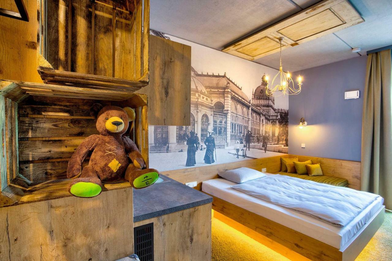 tinyTwice Hotel Wiesbaden Exterior foto